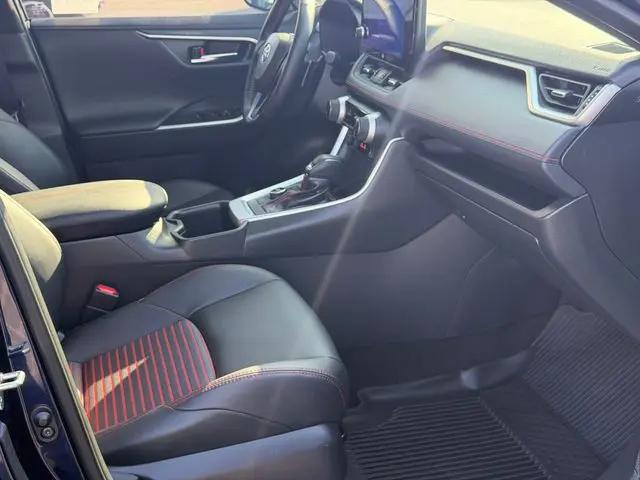 2025 Toyota RAV4 Plug-In Hybrid XSE