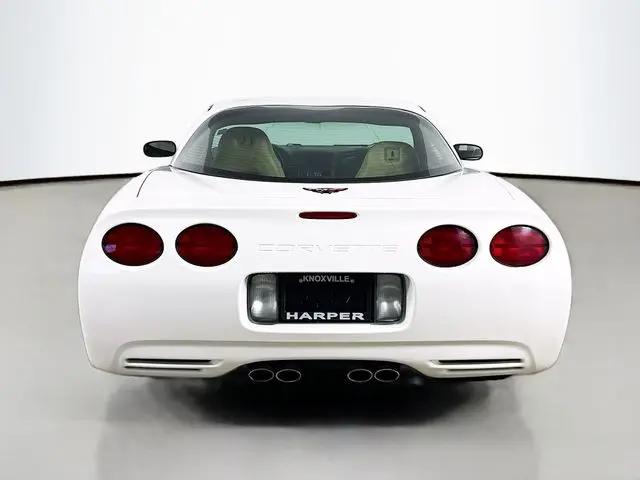 2001 Chevrolet Corvette Base