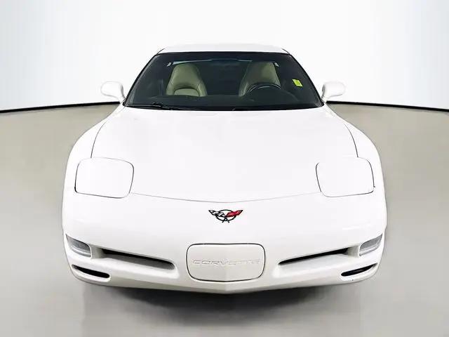 2001 Chevrolet Corvette Base