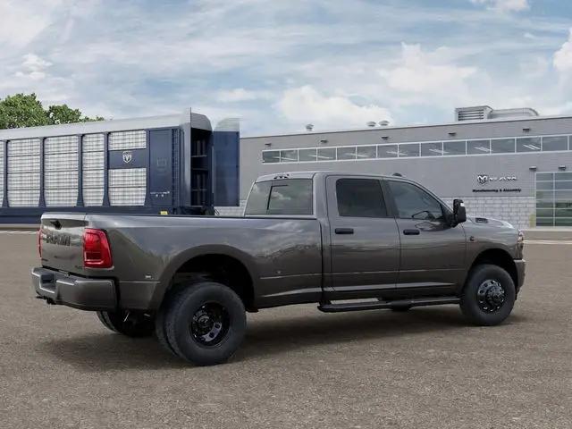 2026 Ram 3500 Big Horn Crew Cab 4x4 8' Box