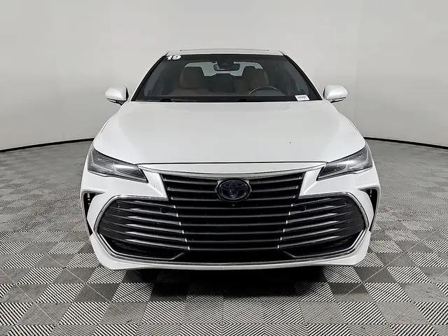 2019 Toyota Avalon Hybrid Limited