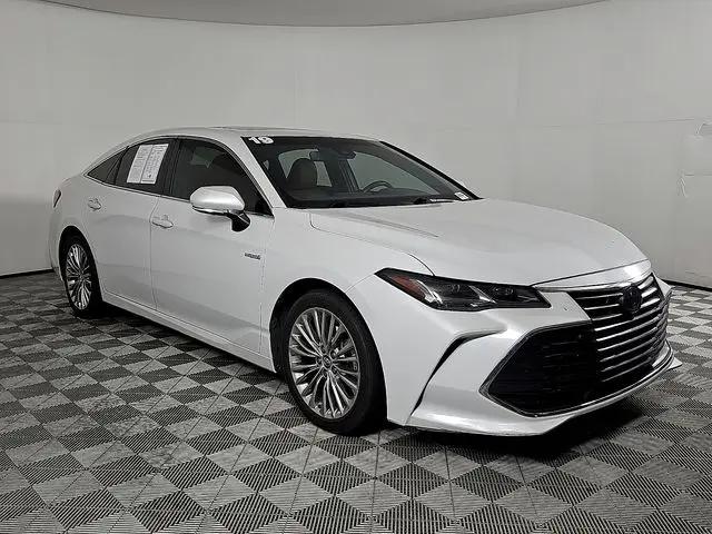 2019 Toyota Avalon Hybrid Limited