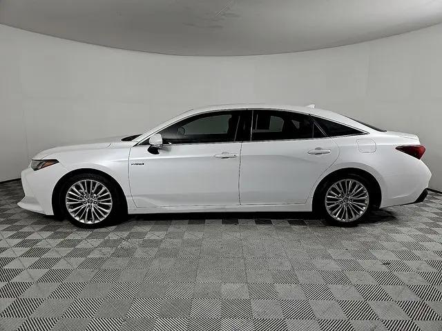 2019 Toyota Avalon Hybrid Limited