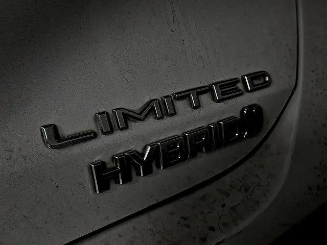 2019 Toyota Avalon Hybrid Limited
