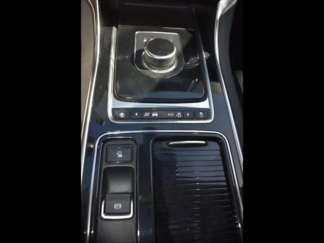 2019 Jaguar XE 30t Premium