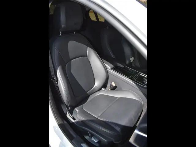 2019 Jaguar XE 30t Premium