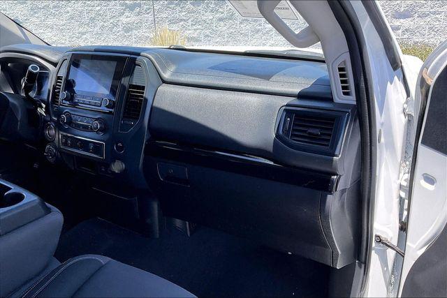 2023 Nissan Titan Crew Cab SV 4x4