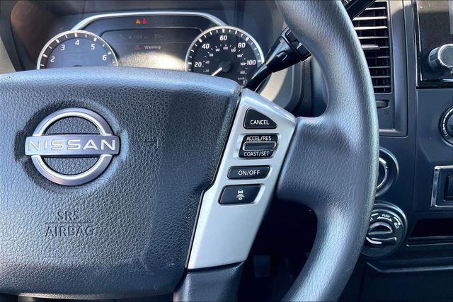 2023 Nissan Titan Crew Cab SV 4x4