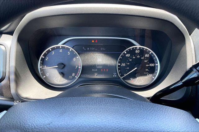 2023 Nissan Titan Crew Cab SV 4x4