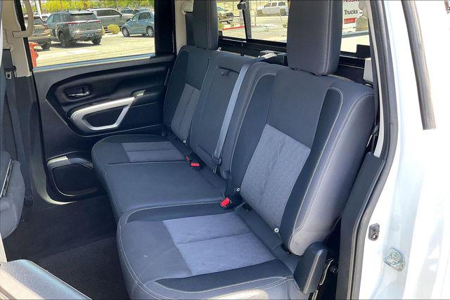2023 Nissan Titan Crew Cab SV 4x4