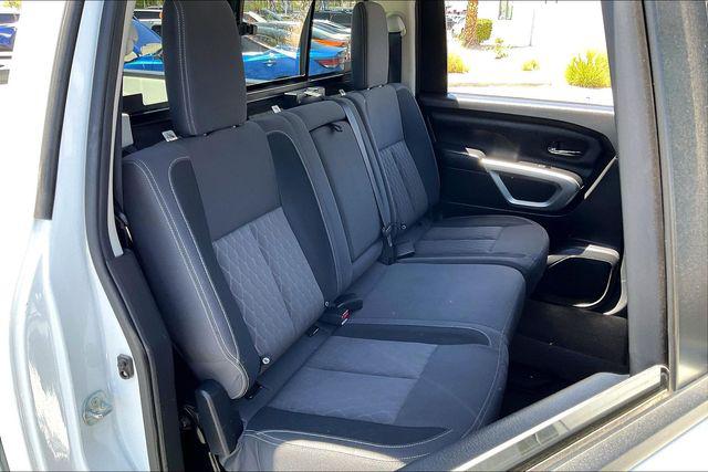 2023 Nissan Titan Crew Cab SV 4x4