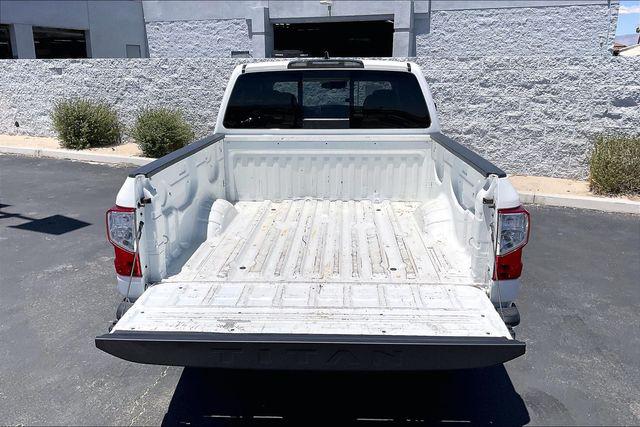 2023 Nissan Titan Crew Cab SV 4x4