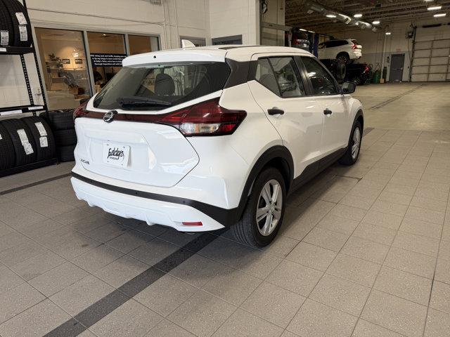 2021 Nissan Kicks S Xtronic CVT