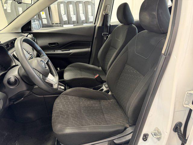 2021 Nissan Kicks S Xtronic CVT