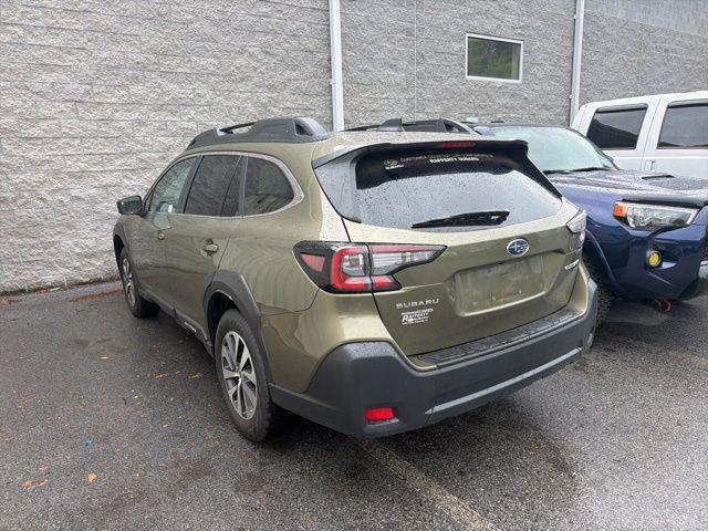 2025 Subaru Outback Premium