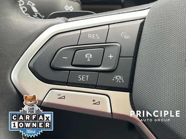 2024 Volkswagen Atlas Cross Sport 2.0T SE w/Technology