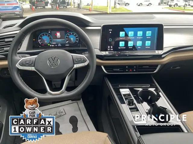 2024 Volkswagen Atlas Cross Sport 2.0T SE w/Technology