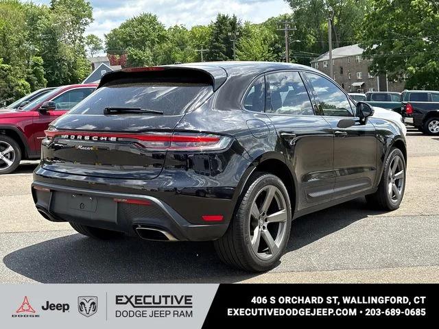 2024 Porsche Macan Base