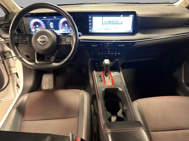 2025 Nissan Kicks SR FWD