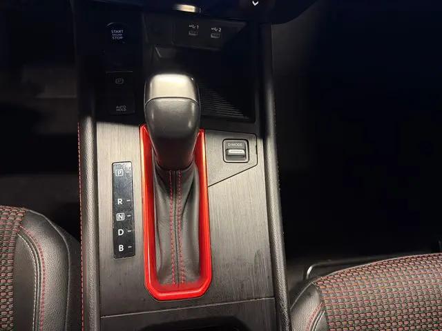 2025 Nissan Kicks SR FWD