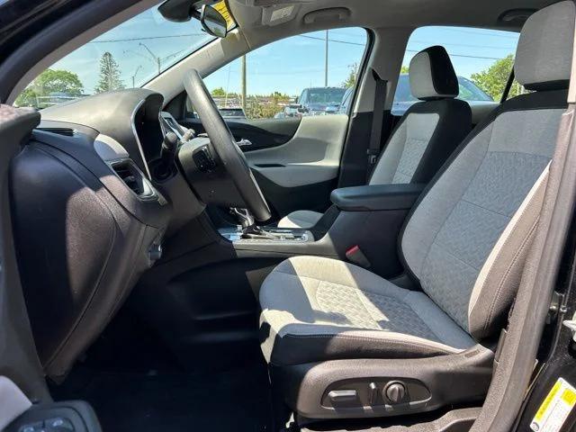 2023 Chevrolet Equinox AWD LS