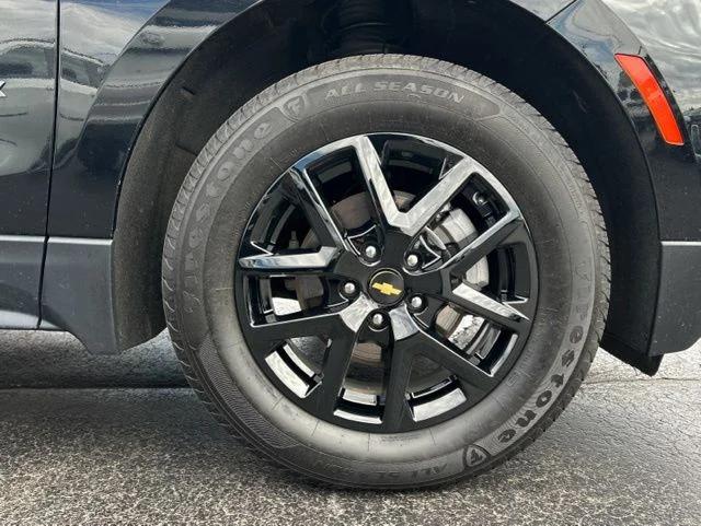 2023 Chevrolet Equinox AWD LS