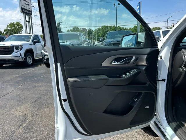 2023 Chevrolet Traverse AWD Premier