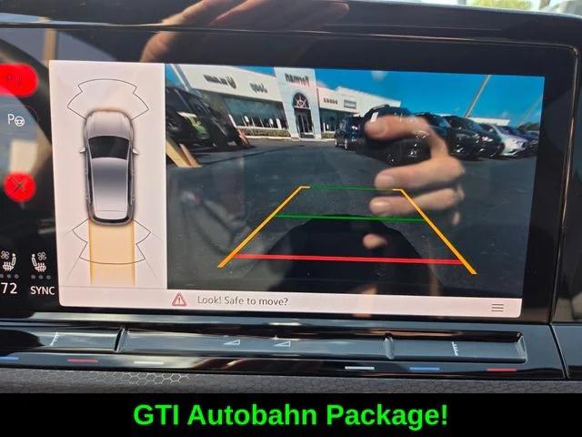2024 Volkswagen Golf GTI 2.0T Autobahn