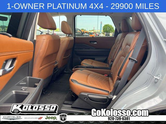 2023 Nissan Pathfinder Platinum 4WD