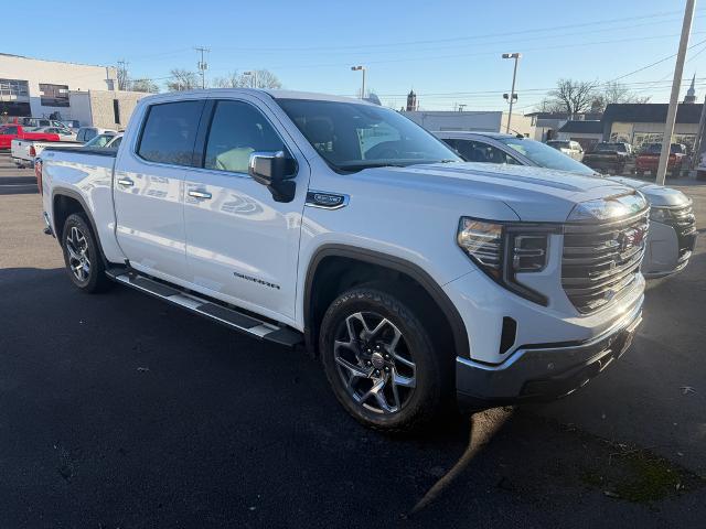 2024 GMC Sierra 1500 4WD Crew Cab Short Box SLT