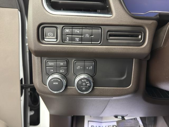 2023 GMC Yukon 4WD SLT