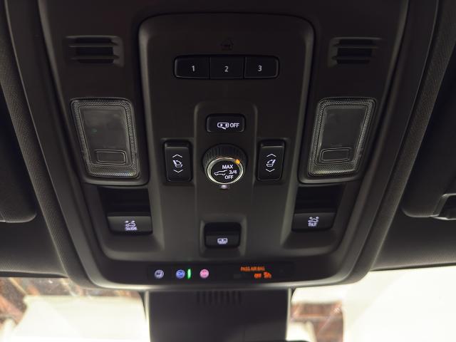 2023 GMC Yukon 4WD SLT