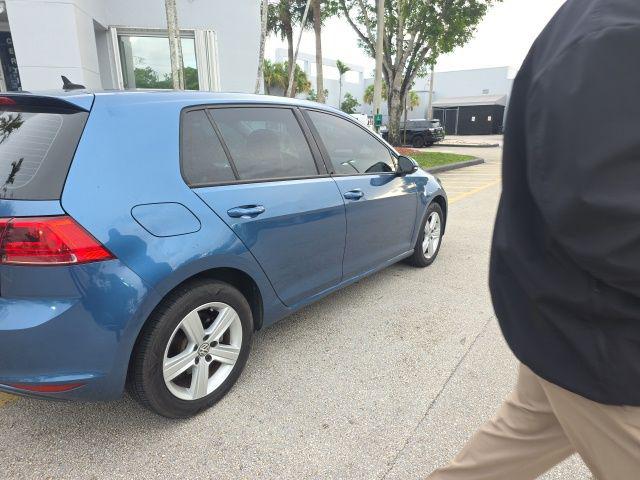 2017 Volkswagen Golf Unknown