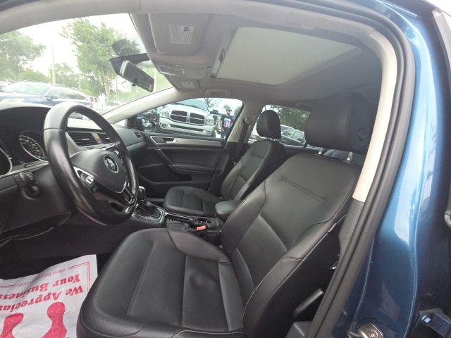 2017 Volkswagen Golf Unknown