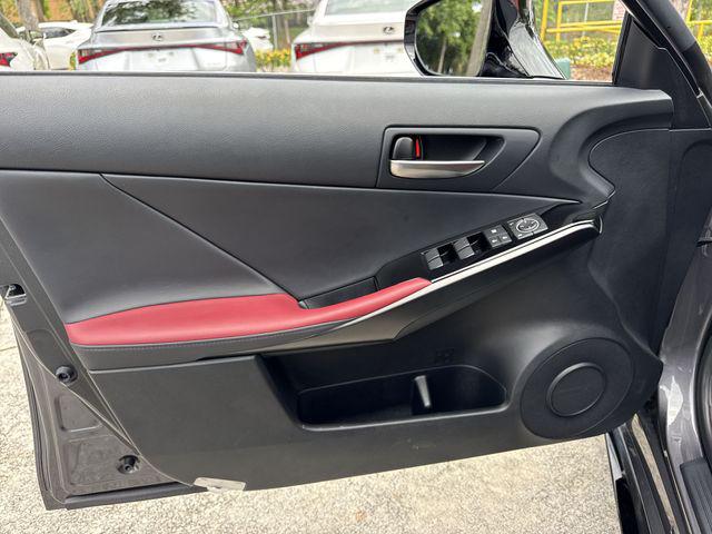 2025 Lexus IS 350 F SPORT Design