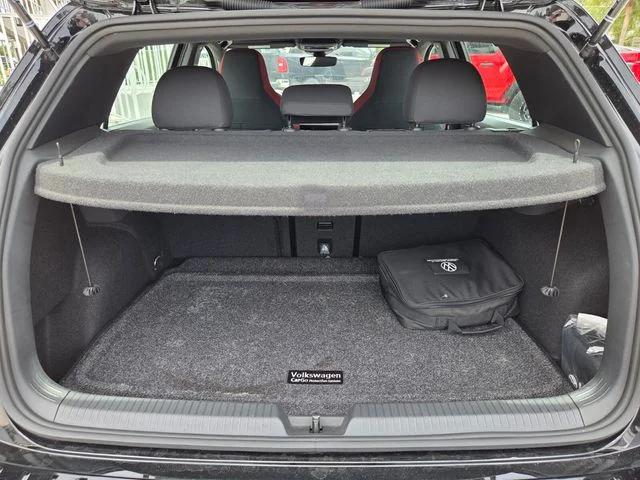 2024 Volkswagen Golf GTI 2.0T S