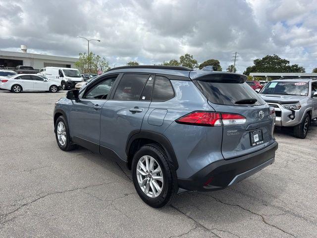 2024 Toyota Corolla Cross LE