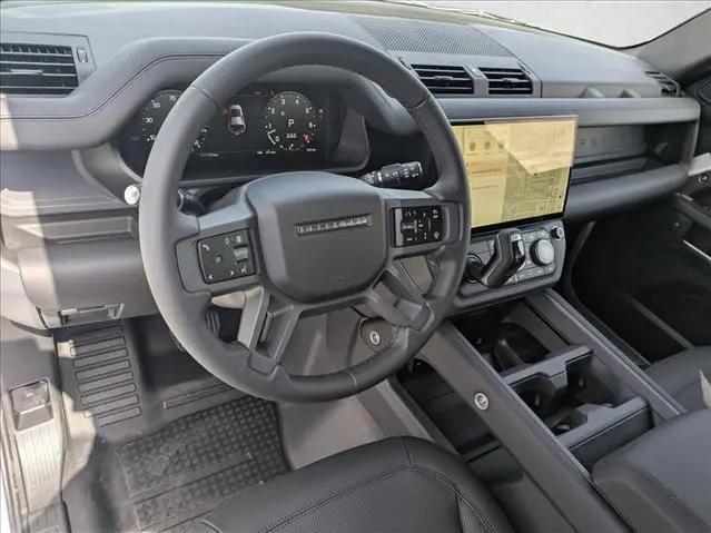 2026 Land Rover Defender P400 X-Dynamic SE