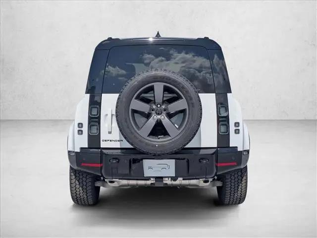 2026 Land Rover Defender P400 X-Dynamic SE