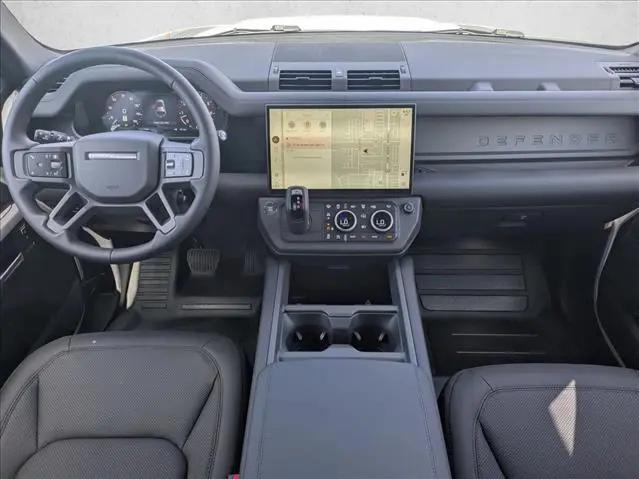 2026 Land Rover Defender P400 X-Dynamic SE