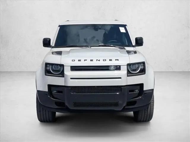 2026 Land Rover Defender P400 X-Dynamic SE