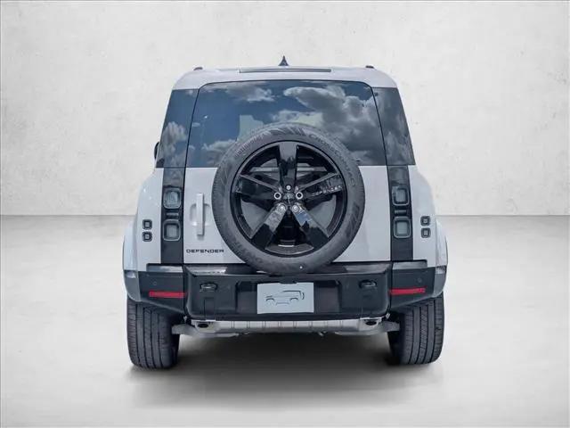 2026 Land Rover Defender P400 X-Dynamic SE