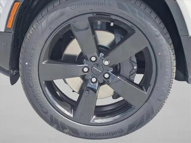 2026 Land Rover Defender P400 X-Dynamic SE