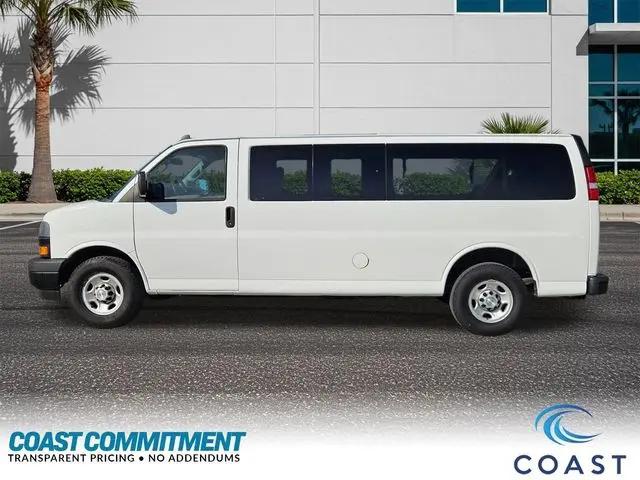 2021 Chevrolet Express Passenger RWD 3500 Extended Wheelbase LS