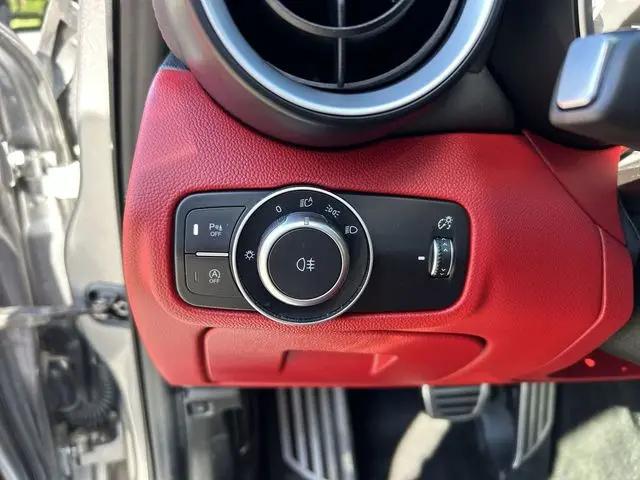 2018 Alfa Romeo Giulia Ti Sport AWD