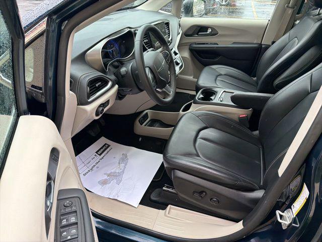 2023 Chrysler Pacifica Touring L AWD