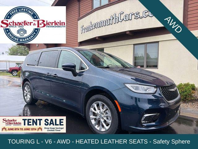 2023 Chrysler Pacifica Touring L AWD for sale in Frankenmuth, MI