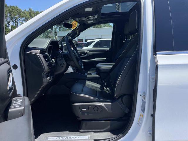 2023 Chevrolet Suburban 4WD Premier
