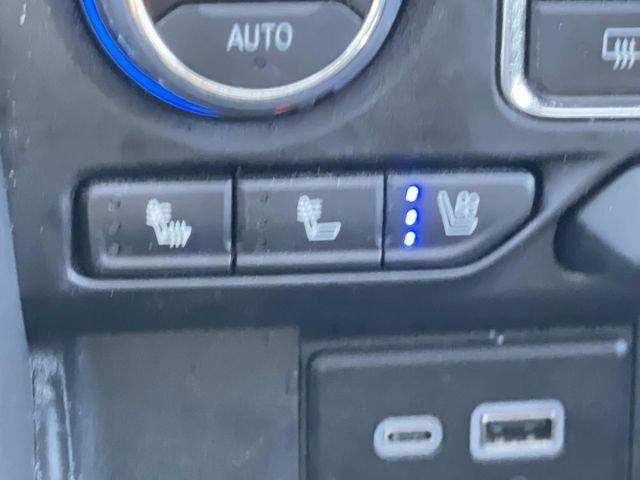 2023 Chevrolet Suburban 4WD Premier