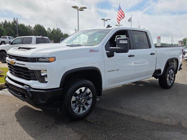 2025 Chevrolet Silverado 2500HD 4WD Crew Cab Standard Bed Custom